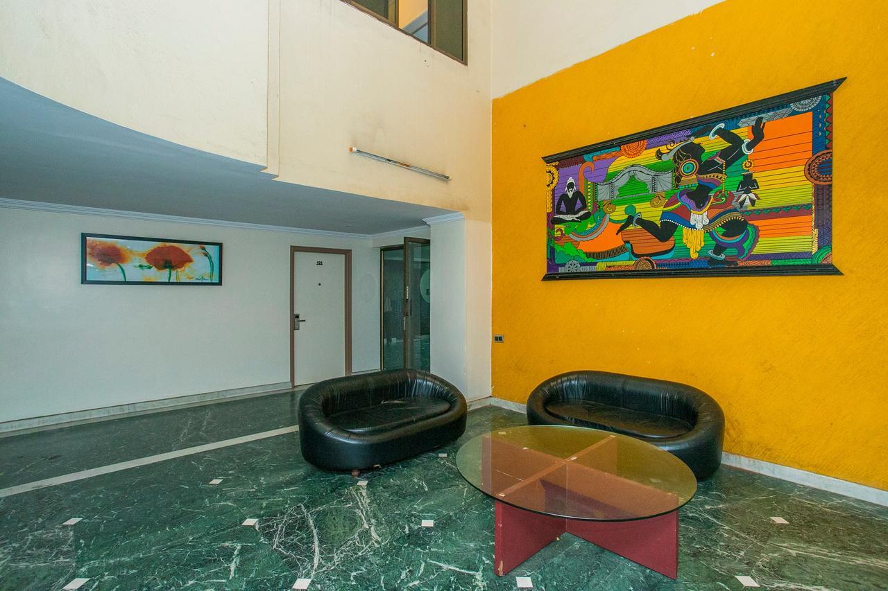 Oyo 18762 Vaishnavi Residency Bangalore Exterior foto